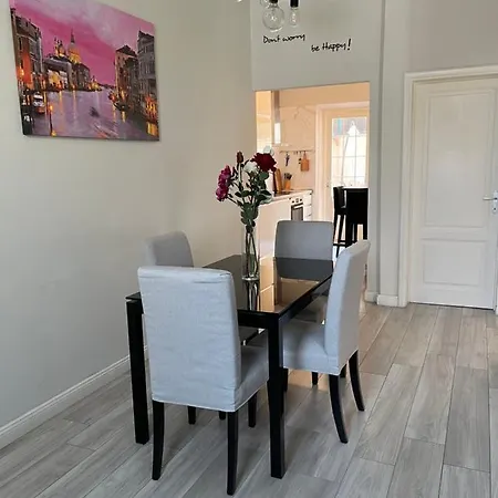 Lejlighed Grazioso In Zona Centrale. Montecatini Terme